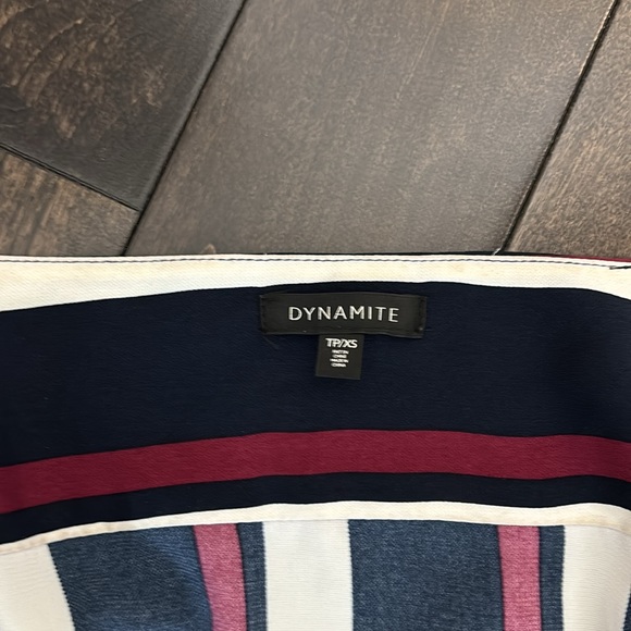 Dynamite blouse size XS - Picture 2 of 2